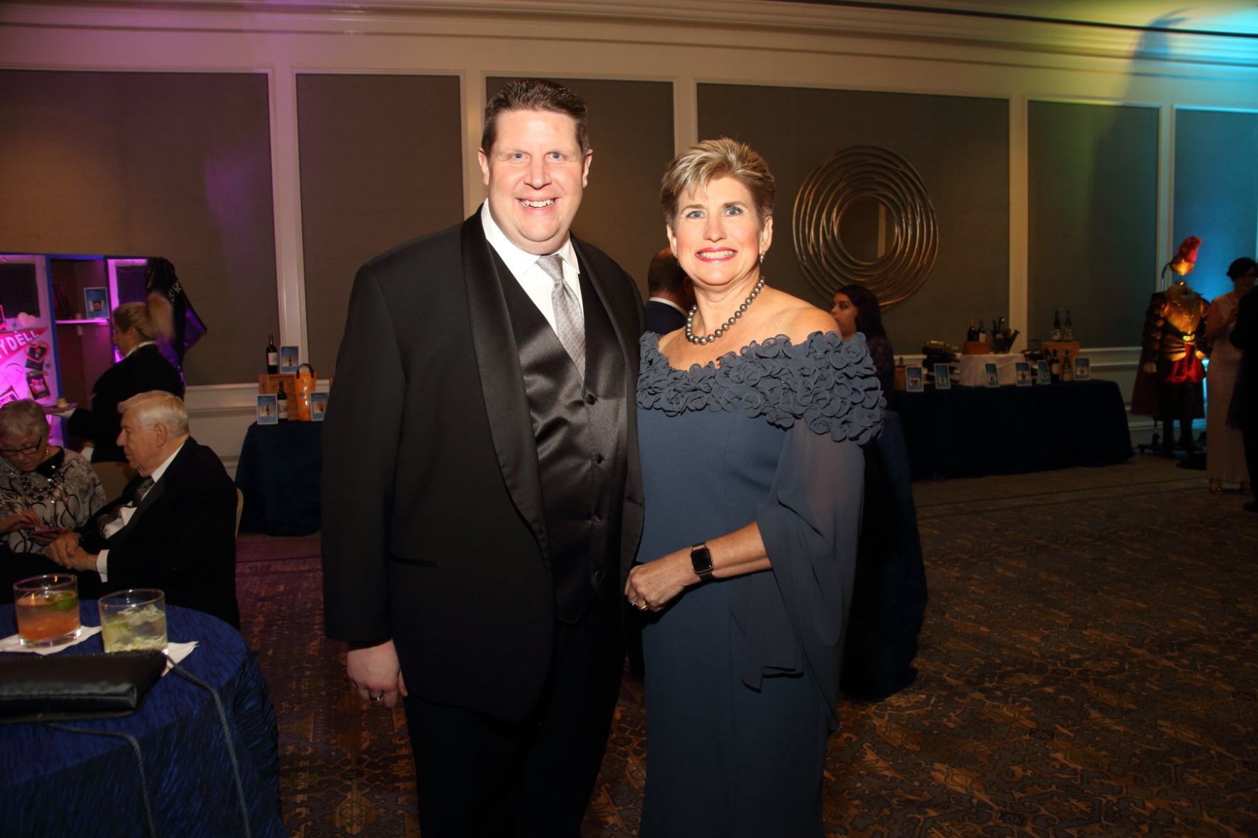 Jason Daunter, Merry Mosbacher